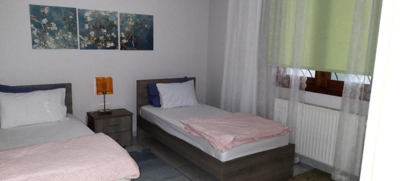 Virginia Apartment Salonicco Esterno foto